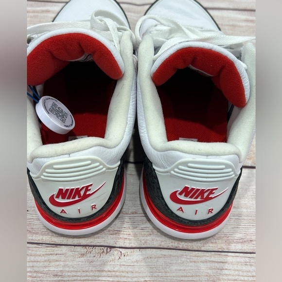 NEW ARRIVAL: Nike Zoom Vapor AJ3 Fire Red 🔥 Federer Size 11.5 - Picture 6 of 8
